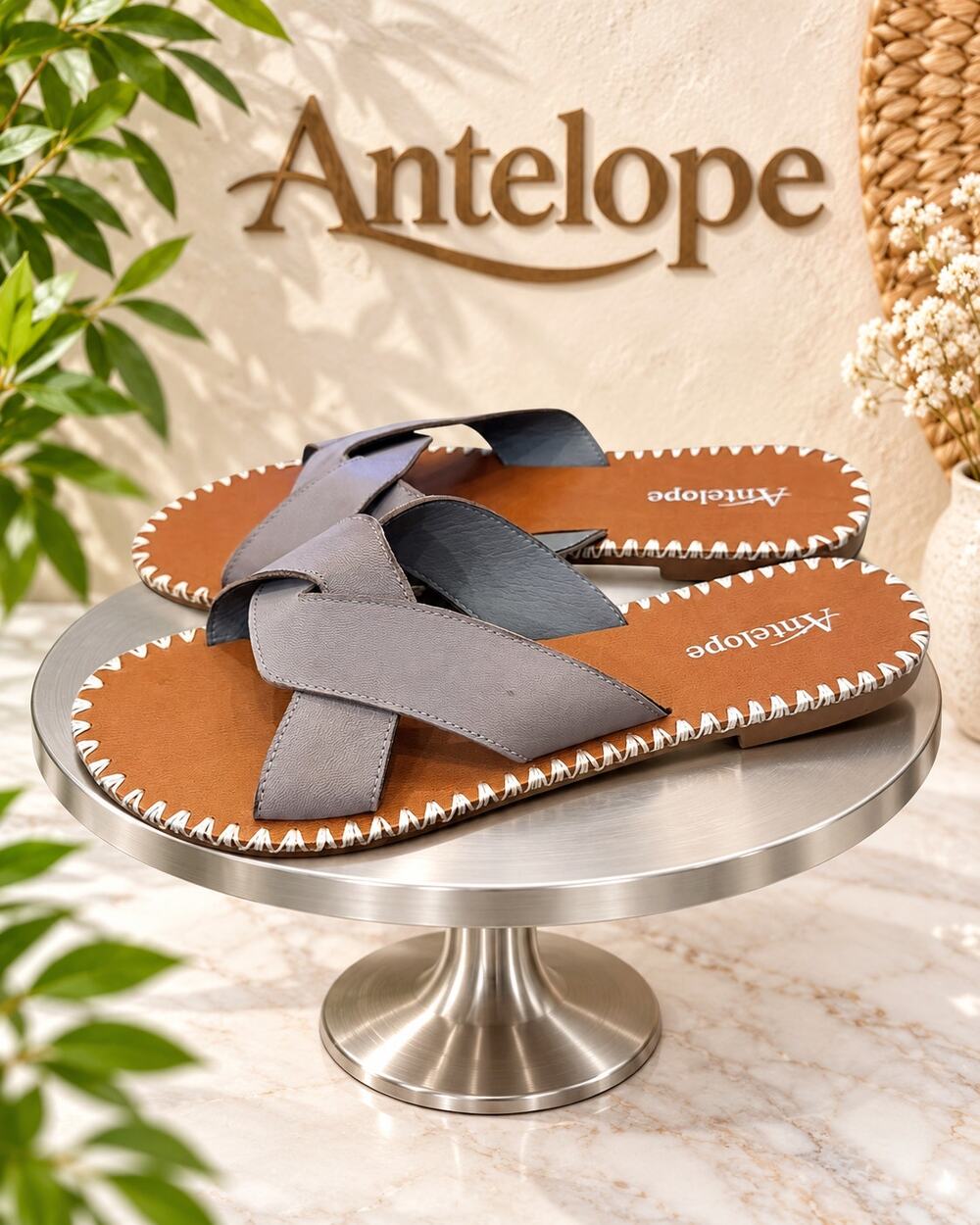 Antelope S45 Femi Gray Leather Crisscross Flat Sandals Women’s 9 EU 40